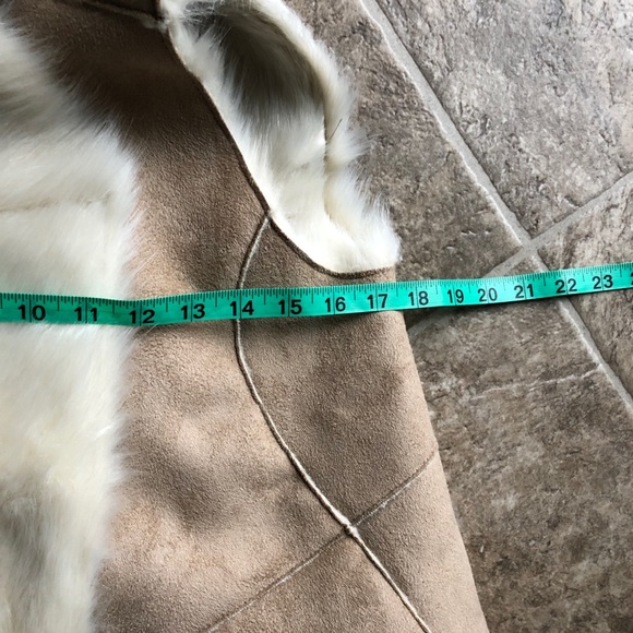 Design History NWT Suede Fur Vest Tan Natural - Picture 4 of 6